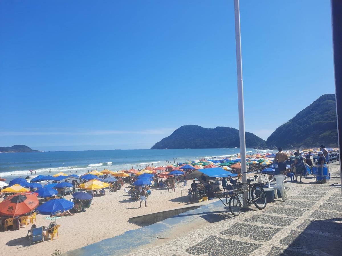 Apto Na Praia Do Tombo A 100M Guaruja Ngoại thất bức ảnh